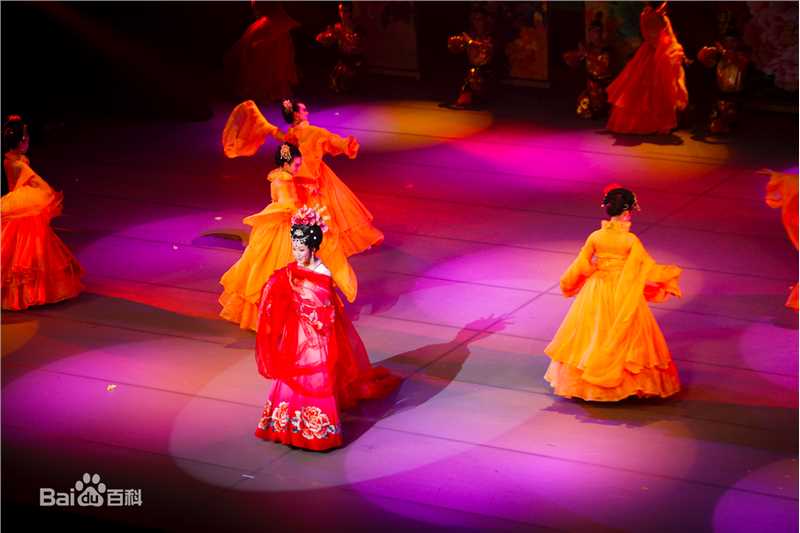 李玉刚朋友合照素颜照相册