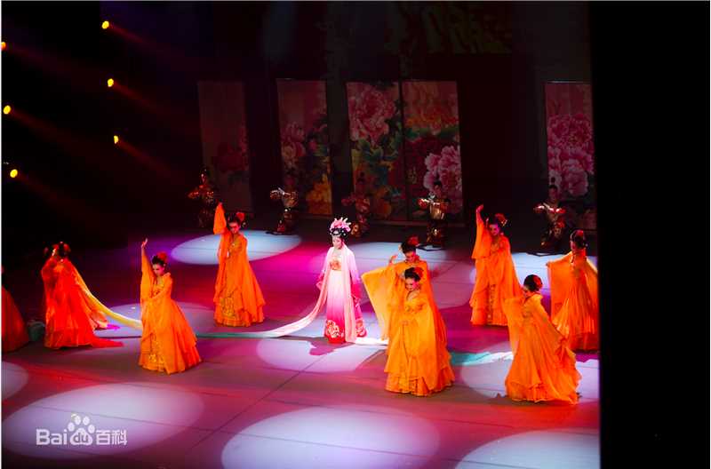 李玉刚朋友合照素颜照相册