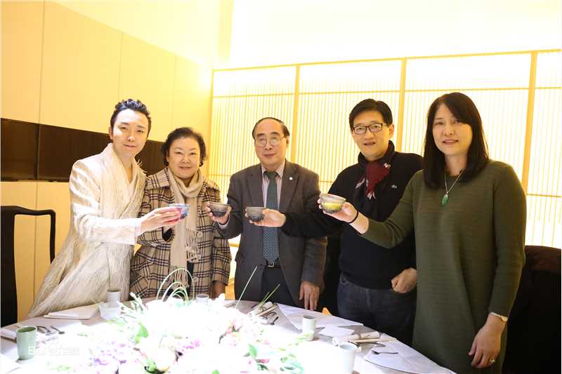 李玉刚朋友合照素颜照相册