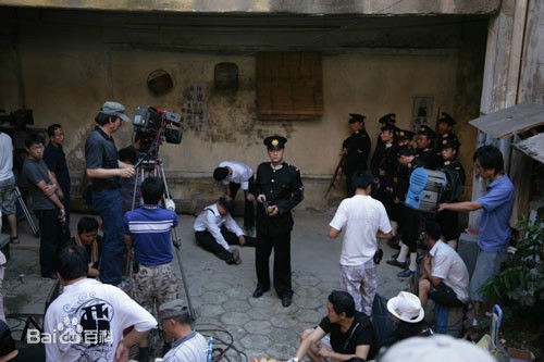 高清王同辉在《侦探小说》中的图集