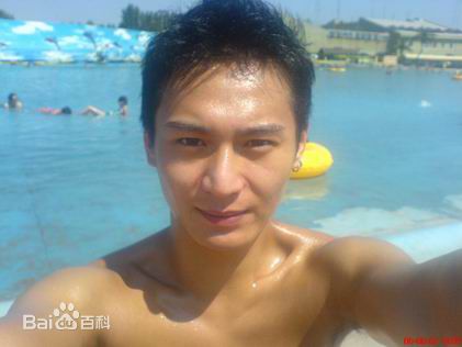 最优质刘冠翔(LEO)生活照