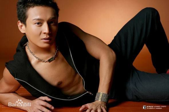 最优质刘冠翔(LEO)生活照