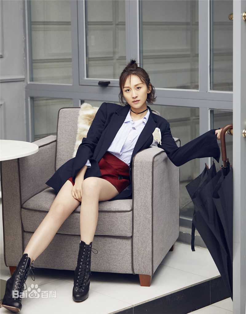 练练时尚街拍前后照片