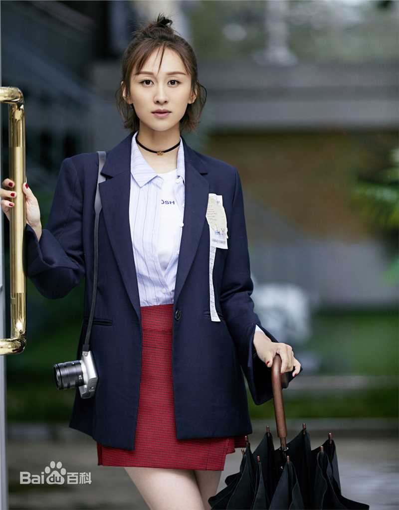 练练时尚街拍前后照片