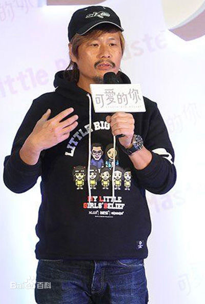 最新关信辉性感图片