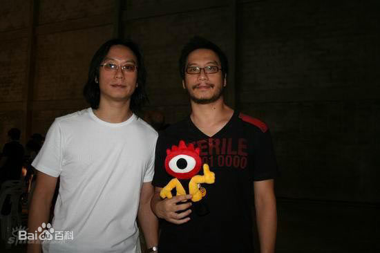 彭氏兄弟活动照素颜照相册