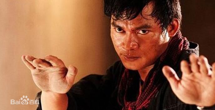 托尼·贾(Tony Jaa)生活照