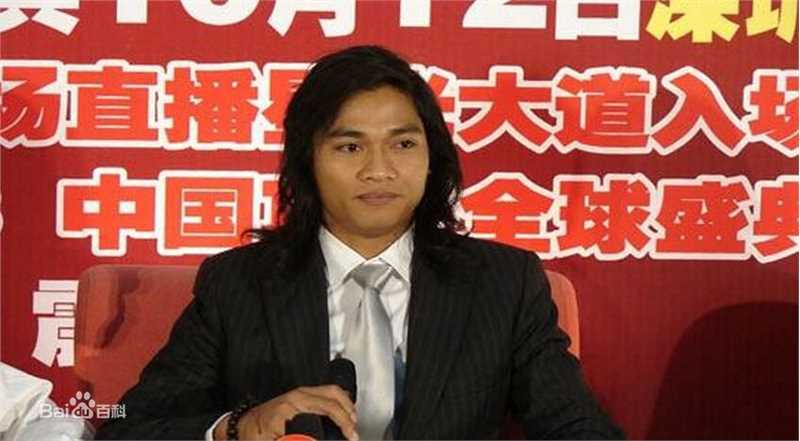 托尼·贾(Tony Jaa)生活照