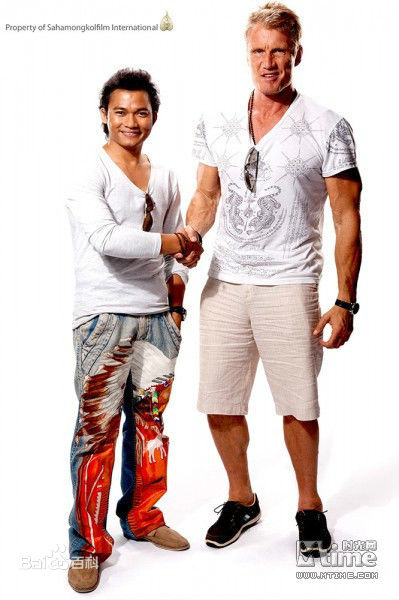 托尼·贾(Tony Jaa)生活照