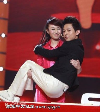 马丽(Mary)湖南卫视百变大咖秀模仿梅艳芳生活照