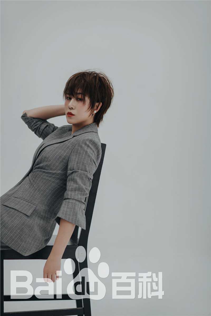 马丽(Mary)番茄拍摄前后照片