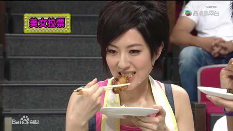 最新唐诗咏(Natalie Tong)在《美女厨房》中的图集