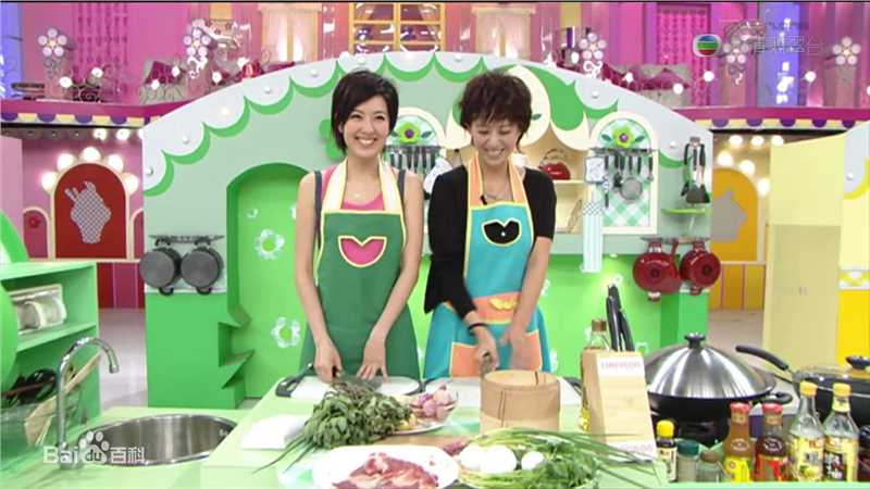 最新唐诗咏(Natalie Tong)在《美女厨房》中的图集