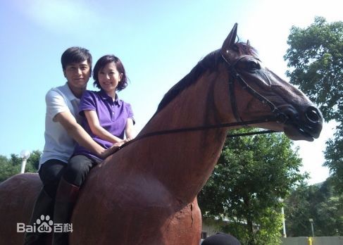 唐诗咏(Natalie Tong)生活照壁纸壁纸