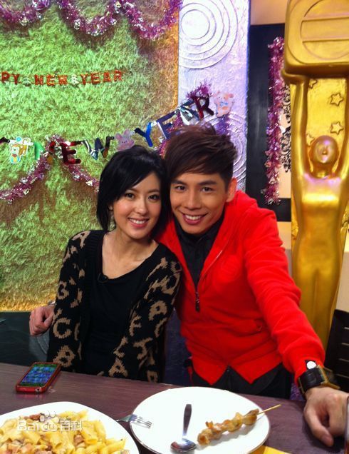 唐诗咏(Natalie Tong)生活照壁纸壁纸