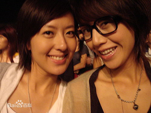 唐诗咏(Natalie Tong)艺人合照图片图集