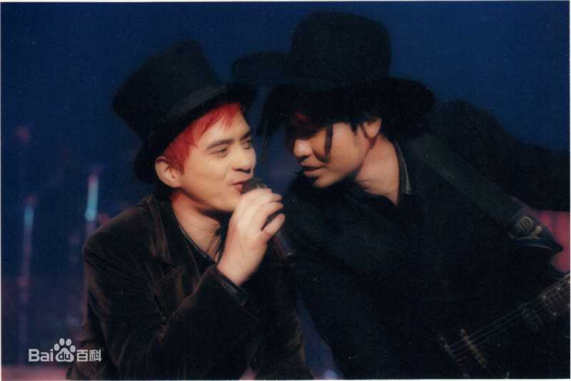 刘以达(Tats Lau)达明一派前后照片