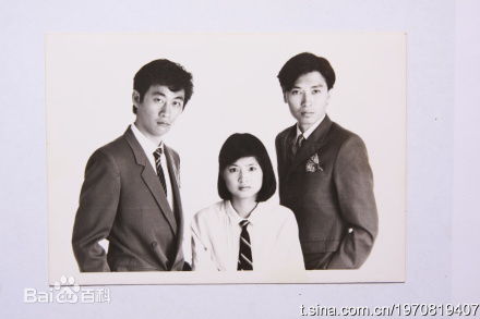 刘以达(Tats Lau)早期照片性感图片图集