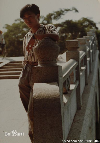 刘以达(Tats Lau)早期照片性感图片图集