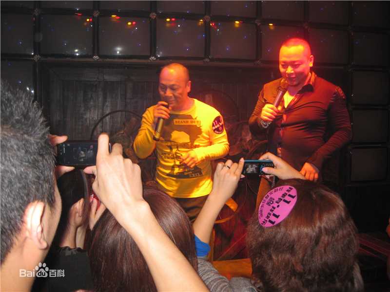 吴志雄(Chi Hung Ng)出席活动前后照片