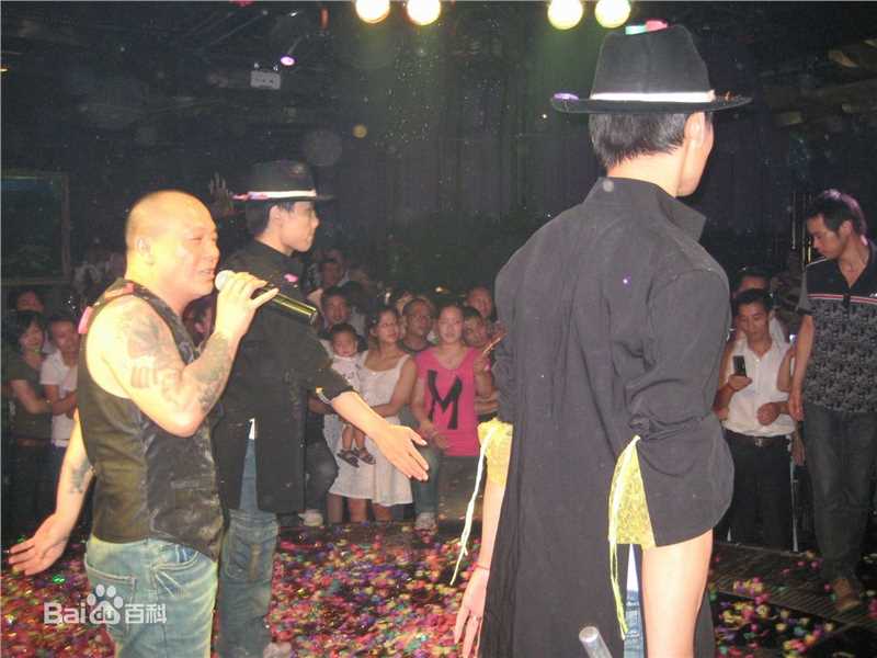 吴志雄(Chi Hung Ng)出席活动前后照片