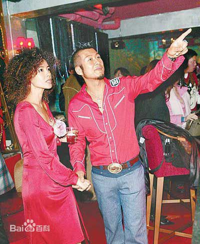 林美贞(Stephenie)与孙兴素颜照壁纸