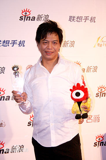 李健仁生活照生活照相册