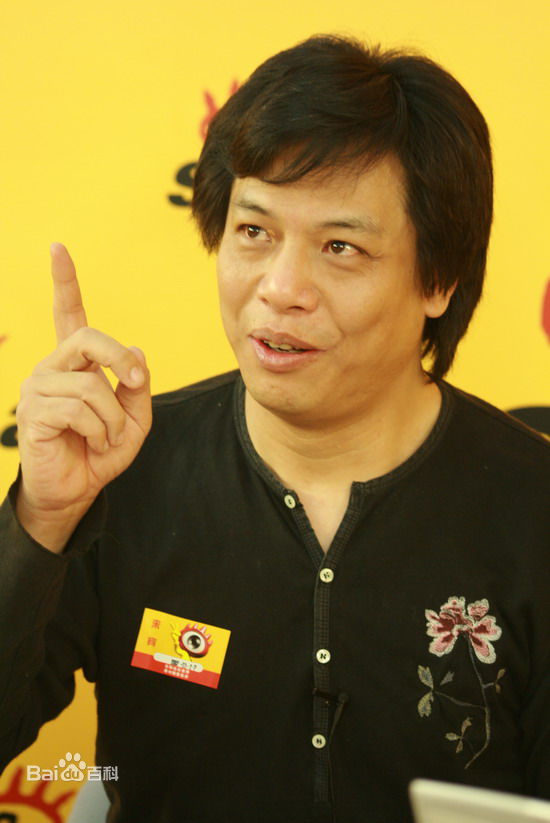 李健仁生活照生活照相册