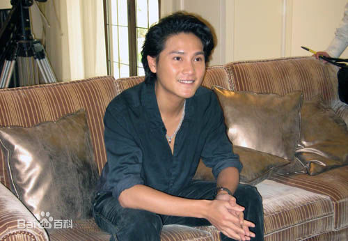 丁子峻(Allen Ting)生活照素颜照相册