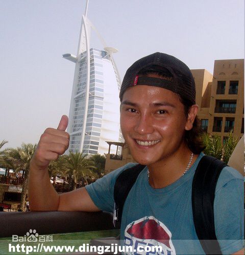 丁子峻(Allen Ting)生活照素颜照相册