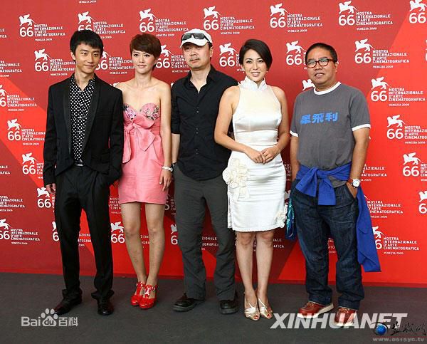 许秦豪(Heo Jin-ho)出席活动照性感图片图集