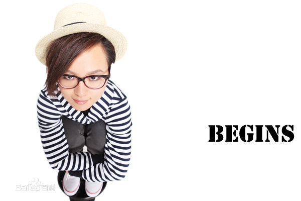 周笔畅(BiBi Zhou)自创潮牌“Begins”前后照片