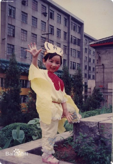 周笔畅(BiBi Zhou)童年多才多艺的生活照相册