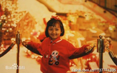 周笔畅(BiBi Zhou)童年多才多艺的生活照相册