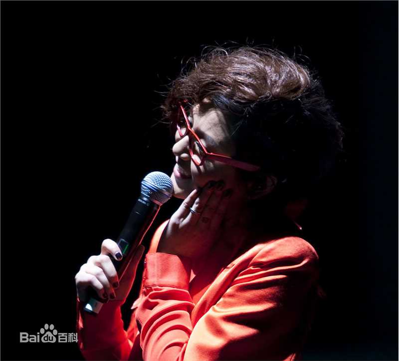 周笔畅(BiBi Zhou)“唱歌去旅行”巡回演唱会素颜照壁纸