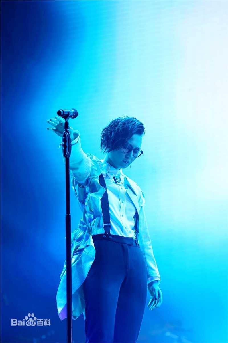 周笔畅(BiBi Zhou)“Unlock”巡回演唱会前后照片