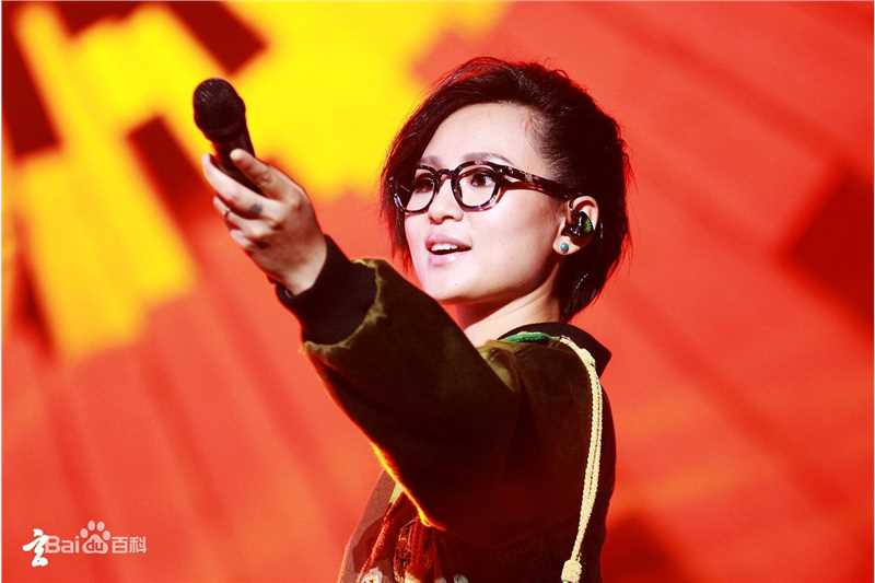 周笔畅(BiBi Zhou)“Unlock”巡回演唱会前后照片