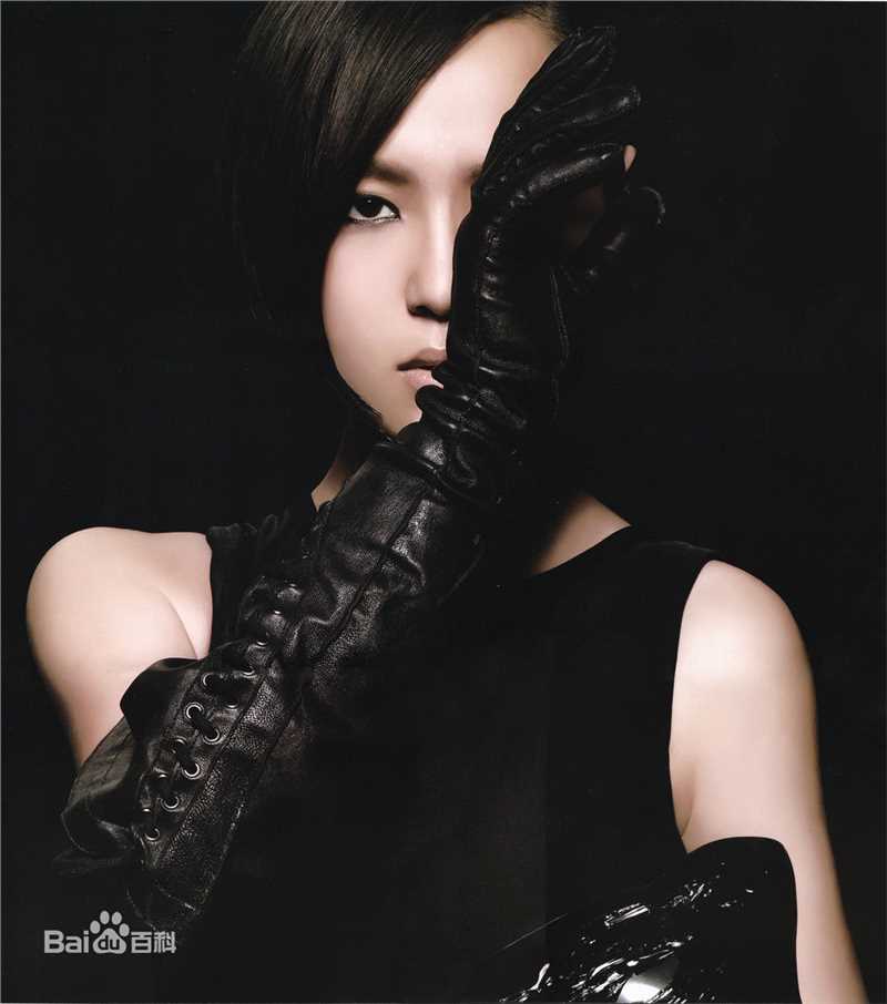 周笔畅(BiBi Zhou)2010-2011专辑宣传照前后照片