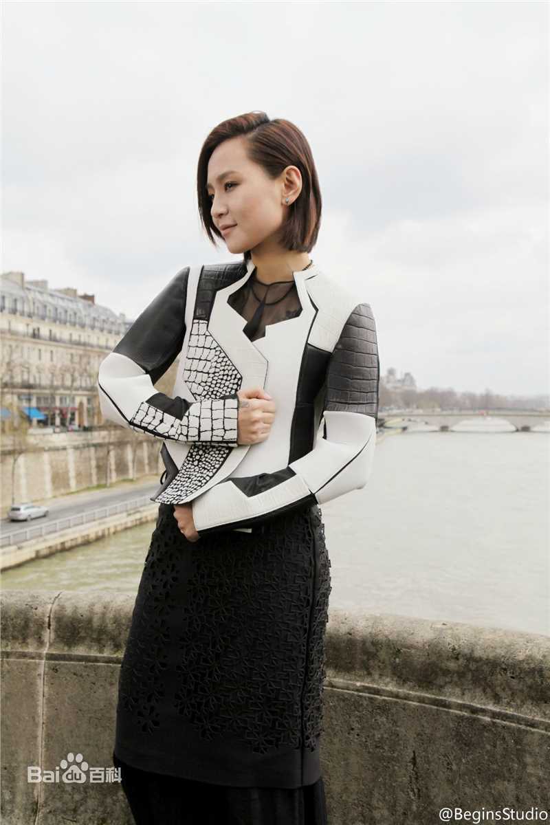 周笔畅(BiBi Zhou)最全法国壁纸