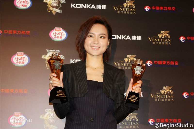 周笔畅(BiBi Zhou)颁奖礼获奖集锦生活照相册