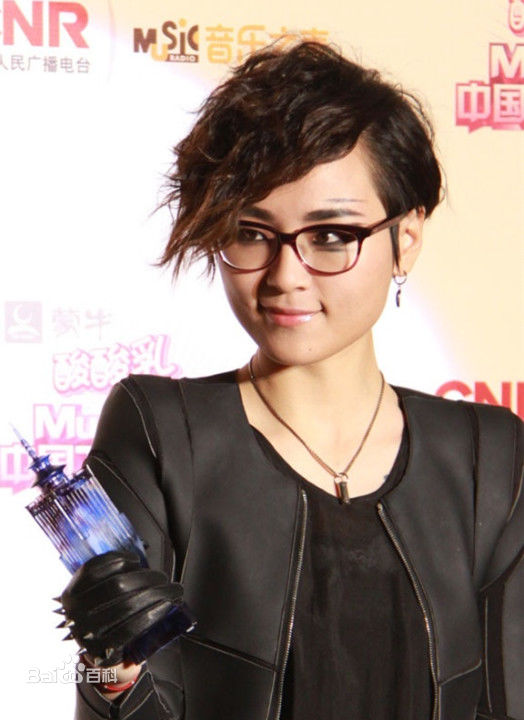 周笔畅(BiBi Zhou)颁奖礼获奖集锦生活照相册