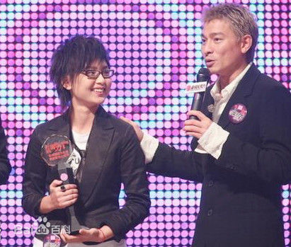 周笔畅(BiBi Zhou)颁奖礼获奖集锦生活照相册