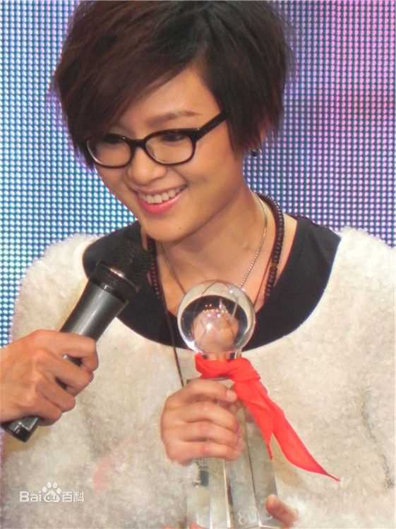 周笔畅(BiBi Zhou)颁奖礼获奖集锦生活照相册