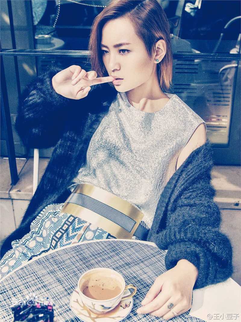 周笔畅(BiBi Zhou)最新各类时尚杂志与大片壁纸