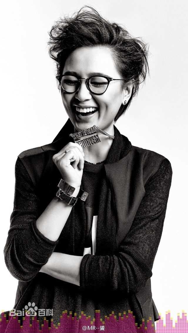 周笔畅(BiBi Zhou)最新各类时尚杂志与大片壁纸