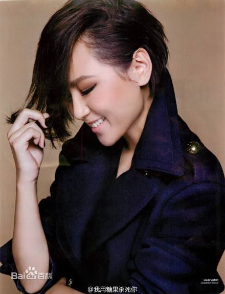 周笔畅(BiBi Zhou)最新各类时尚杂志与大片壁纸