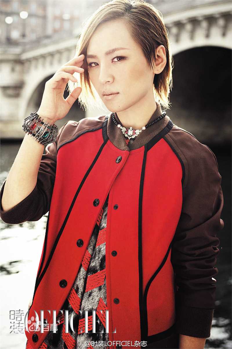 周笔畅(BiBi Zhou)最新各类时尚杂志与大片壁纸