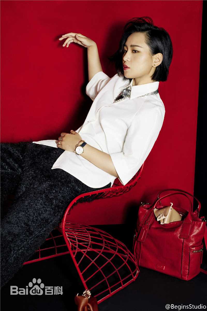 周笔畅(BiBi Zhou)最新各类时尚杂志与大片壁纸