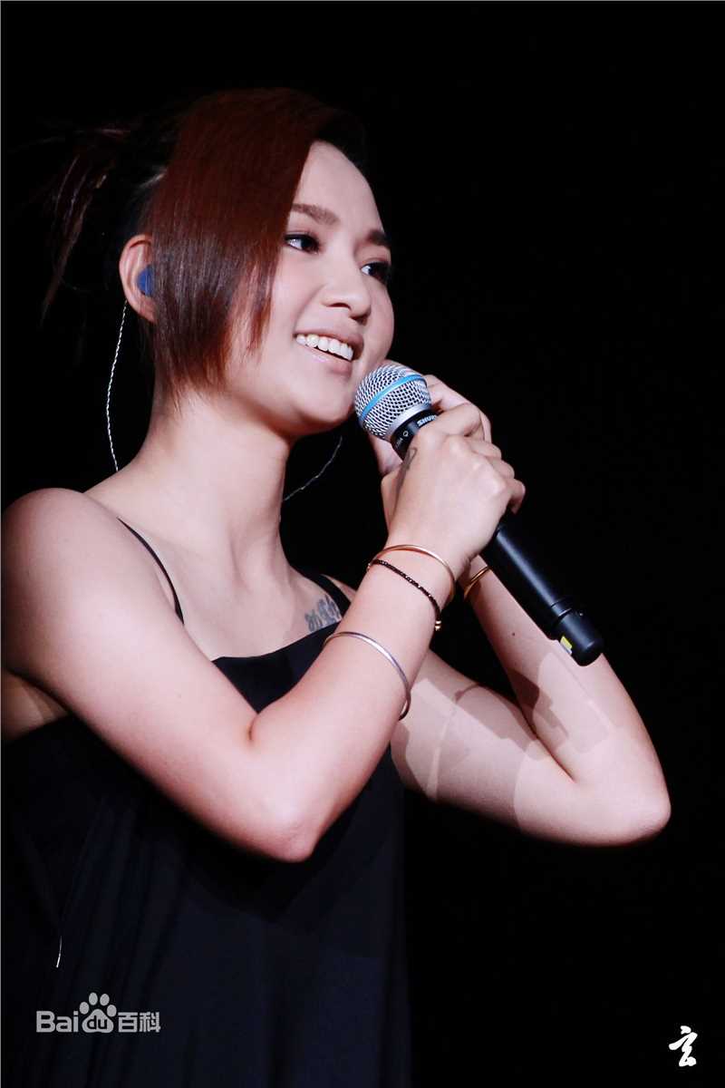 周笔畅(BiBi Zhou)出席各类演出与活动图集壁纸壁纸