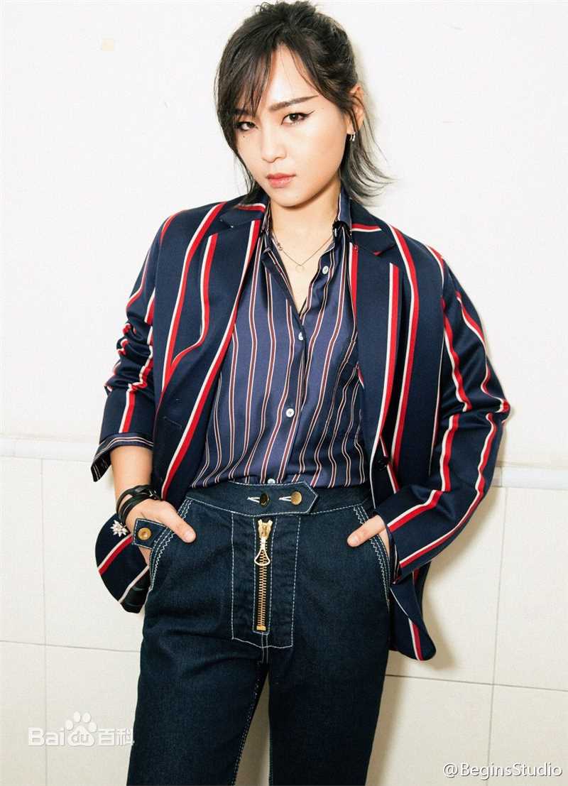 周笔畅(BiBi Zhou)出席各类演出与活动图集壁纸壁纸